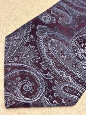 Brand New Stylish Tie By CLUB ROOM